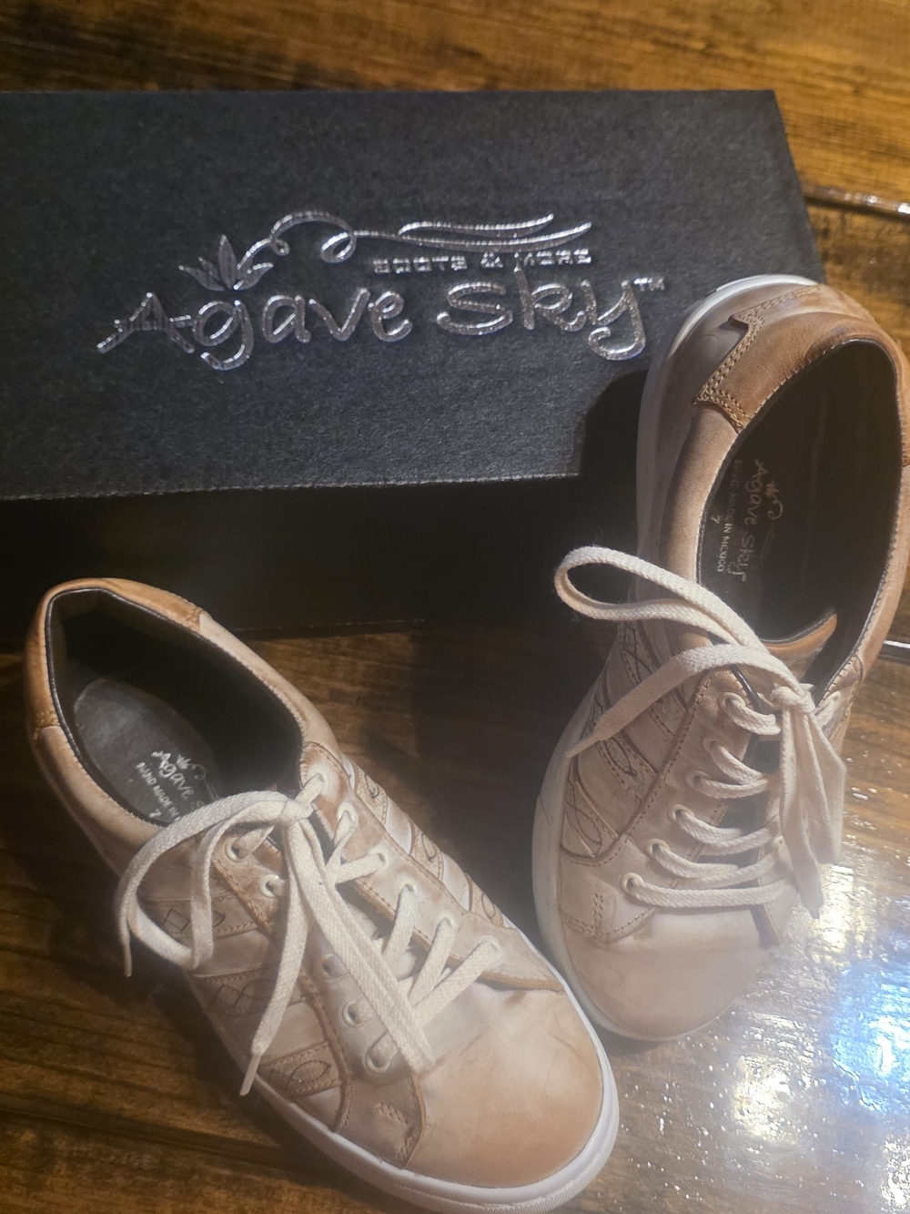 Agave Women's Lace-Up Leather Sneakers in Light Tan and White - 7